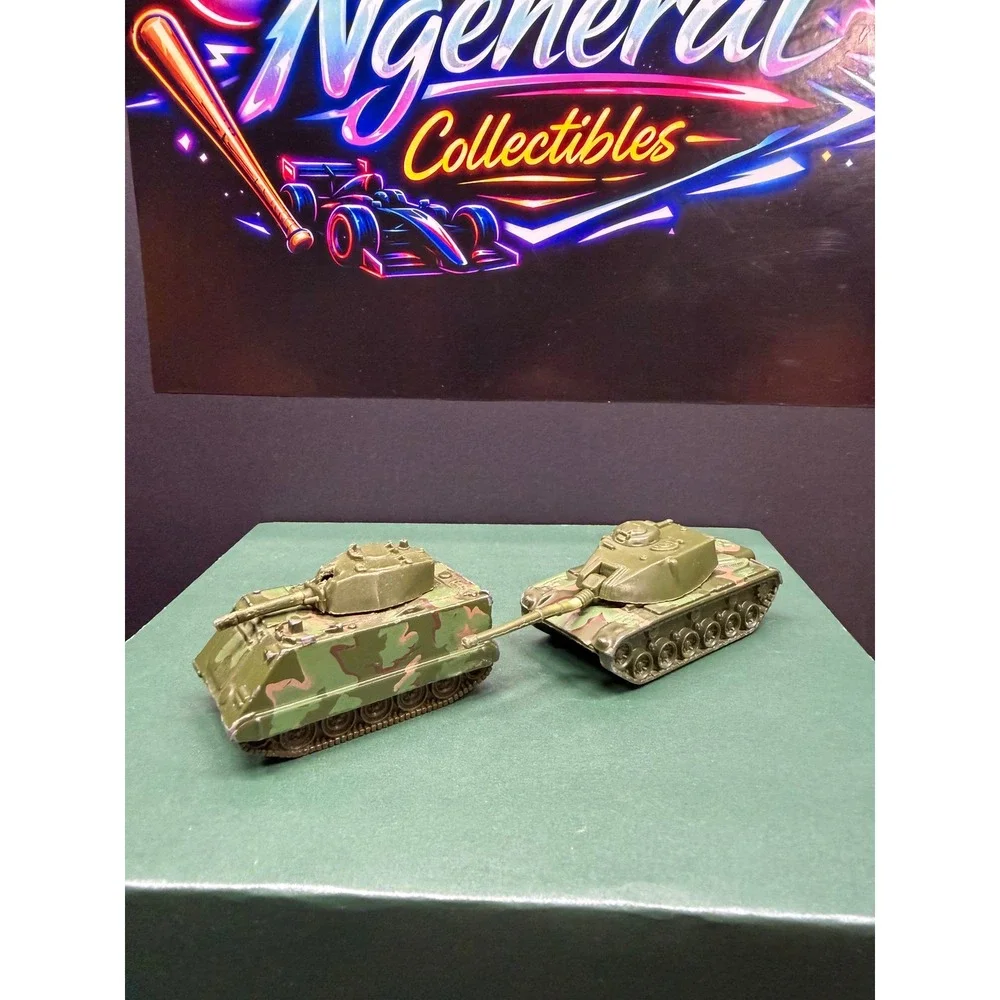 Vintage Hot Wheels Military Tank Set 1974 Gun Bucket 1983 Battle Tank Camo